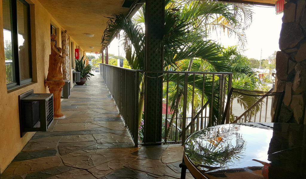 Lago Motor Inn Lake Worth Beach Exterior foto