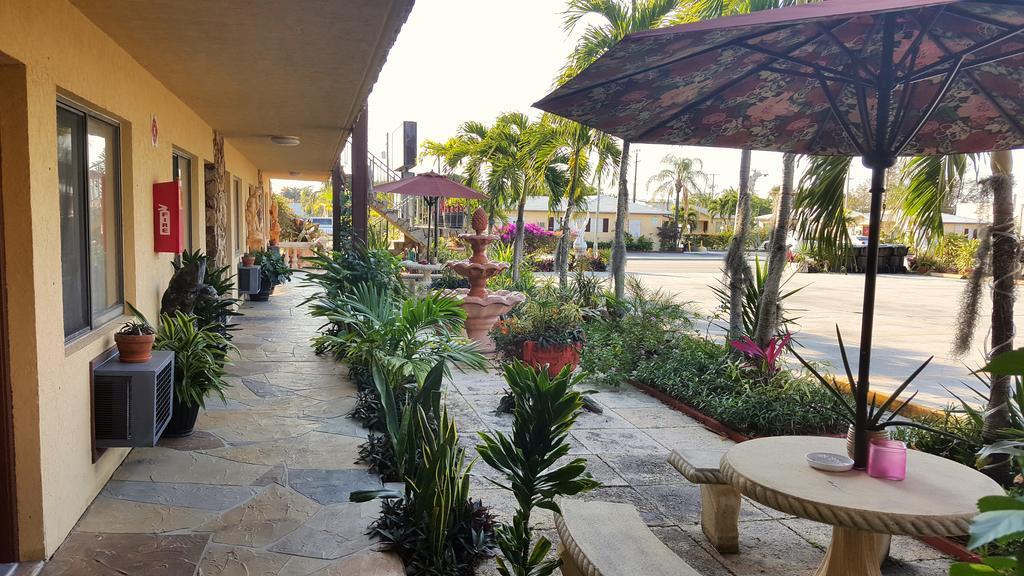 Lago Motor Inn Lake Worth Beach Exterior foto